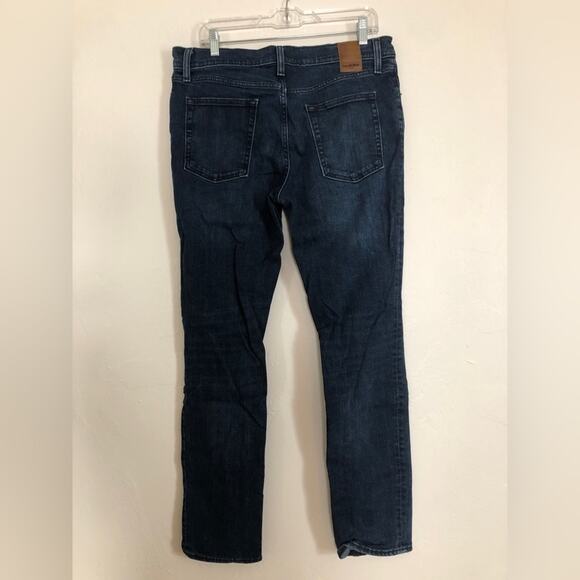 Goodfellow and Co. Denim Straight Leg Slim Fit Medium Blue Wash Jeans - Picture 3 of 8